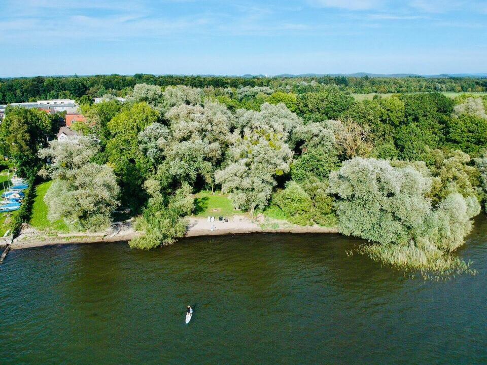 Ferien-Apartment Seewiesen Mit Privatstrand Friedrichshafen Exteriér fotografie